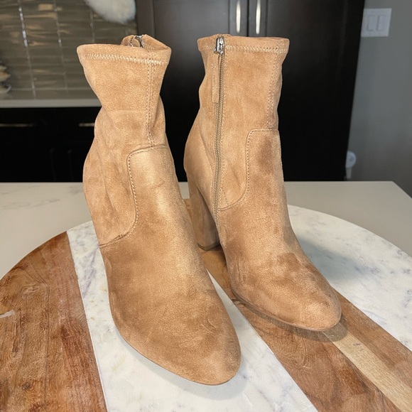 Steve Madden Suede Tan Boots Size 7 - Picture 3 of 8